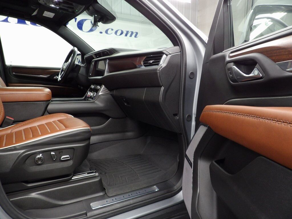 2024 GMC Yukon Denali Ultimate 4WD Fond du Lac WI 2024 GMC Yukon Denali Ultimate 4WD Fond du Lac WI