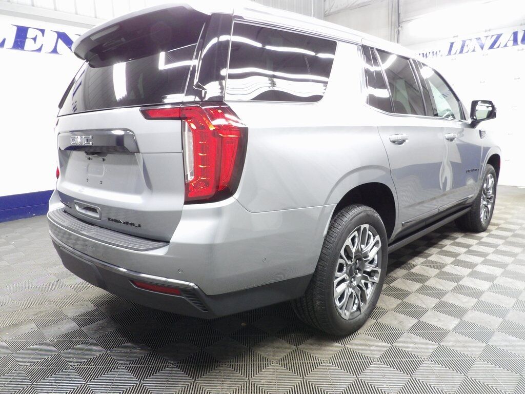2024 GMC Yukon Denali Ultimate 4WD Fond du Lac WI 2024 GMC Yukon Denali Ultimate 4WD Fond du Lac WI