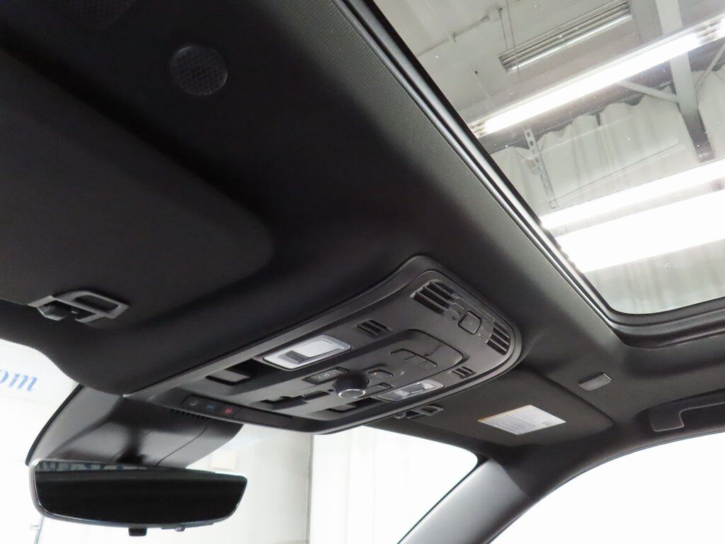 2024 GMC Yukon XL Denali 4WD 7 Passenger Fond du Lac WI 2024 GMC Yukon XL Denali 4WD 7 Passenger Fond du Lac WI