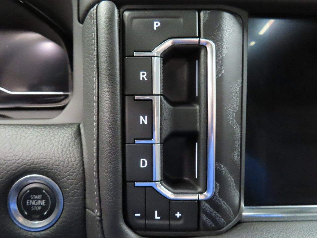 2024 GMC Yukon XL Denali 4WD 7 Passenger Fond du Lac WI 2024 GMC Yukon XL Denali 4WD 7 Passenger Fond du Lac WI