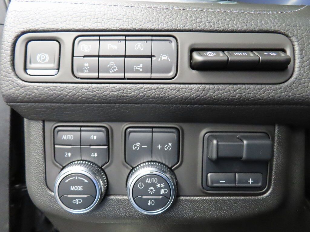 2024 GMC Yukon XL Denali 4WD 7 Passenger Fond du Lac WI 2024 GMC Yukon XL Denali 4WD 7 Passenger Fond du Lac WI