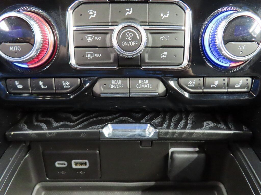 2024 GMC Yukon XL Denali 4WD 7 Passenger Fond du Lac WI 2024 GMC Yukon XL Denali 4WD 7 Passenger Fond du Lac WI