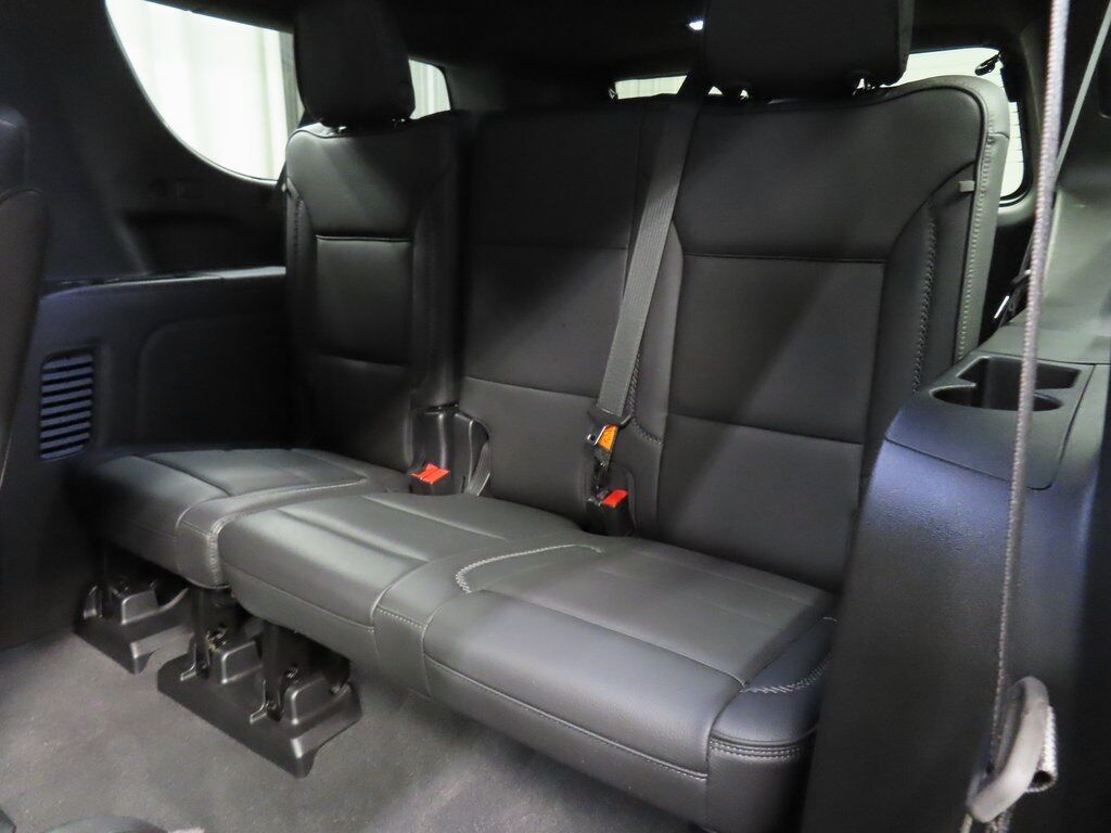 2024 GMC Yukon XL Denali 4WD Fond du Lac WI 2024 GMC Yukon XL Denali 4WD Fond du Lac WI