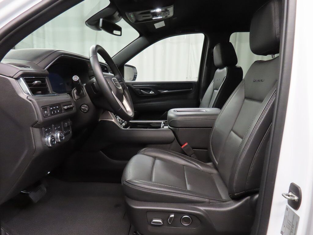 2024 GMC Yukon XL Denali 4WD Fond du Lac WI 2024 GMC Yukon XL Denali 4WD Fond du Lac WI