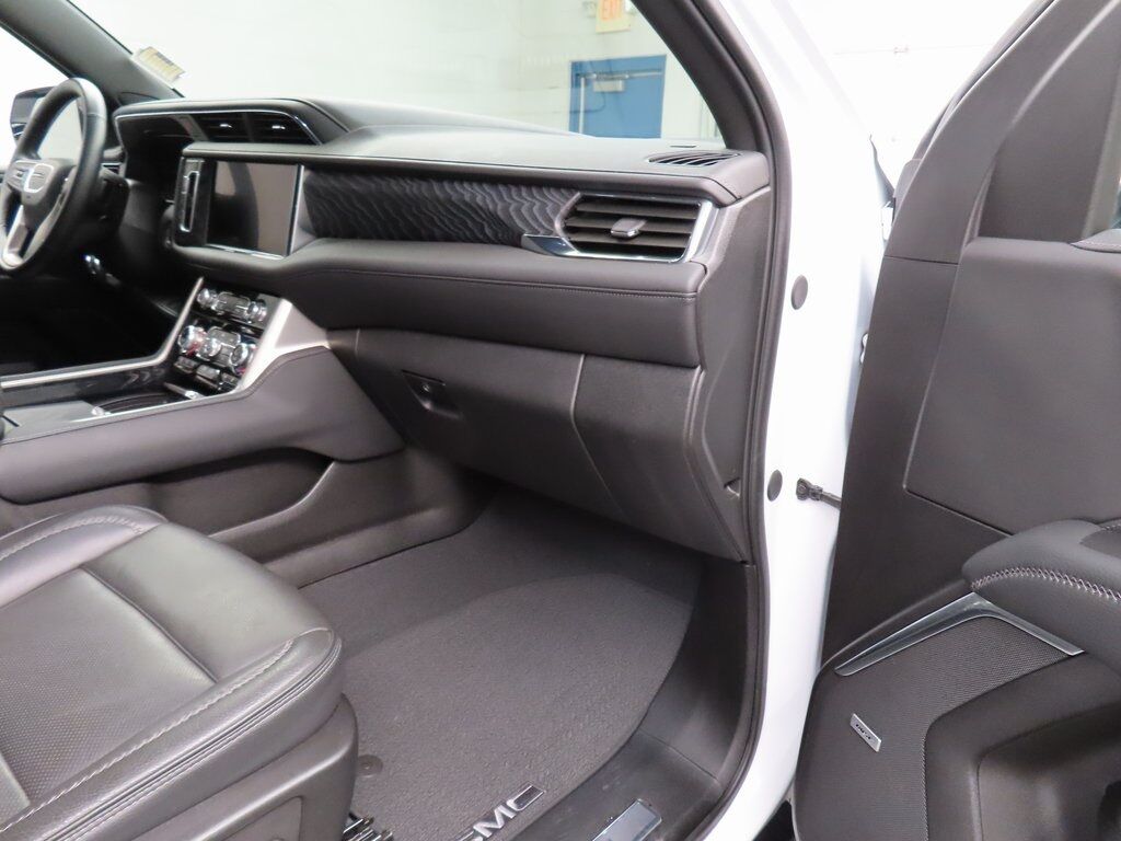 2024 GMC Yukon XL Denali 4WD Fond du Lac WI 2024 GMC Yukon XL Denali 4WD Fond du Lac WI