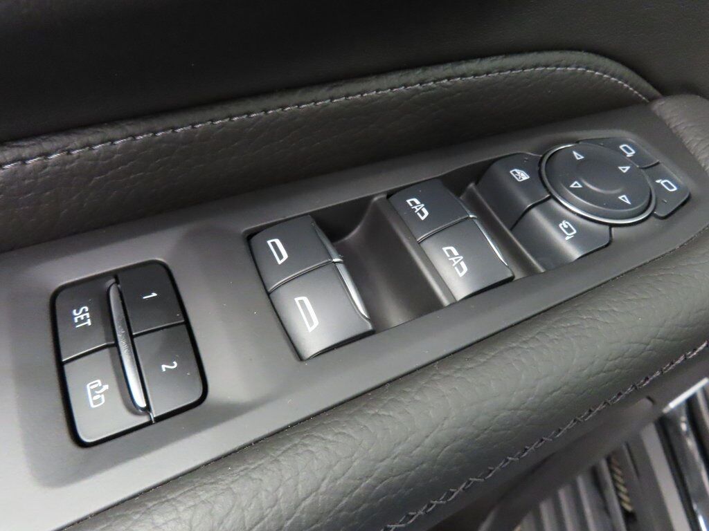 2024 GMC Yukon XL Denali 4WD Fond du Lac WI 2024 GMC Yukon XL Denali 4WD Fond du Lac WI