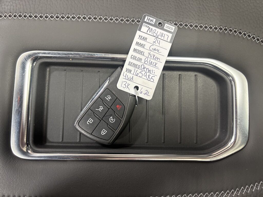 2024 GMC Yukon XL Denali 4WD Fond du Lac WI 2024 GMC Yukon XL Denali 4WD Fond du Lac WI