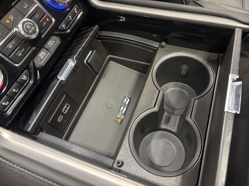 2024 GMC Yukon XL Denali 4WD Fond du Lac WI 2024 GMC Yukon XL Denali 4WD Fond du Lac WI