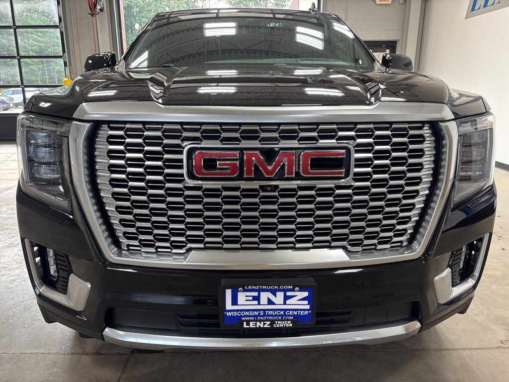 2024 GMC Yukon XL Denali 4WD Fond du Lac WI 2024 GMC Yukon XL Denali 4WD Fond du Lac WI