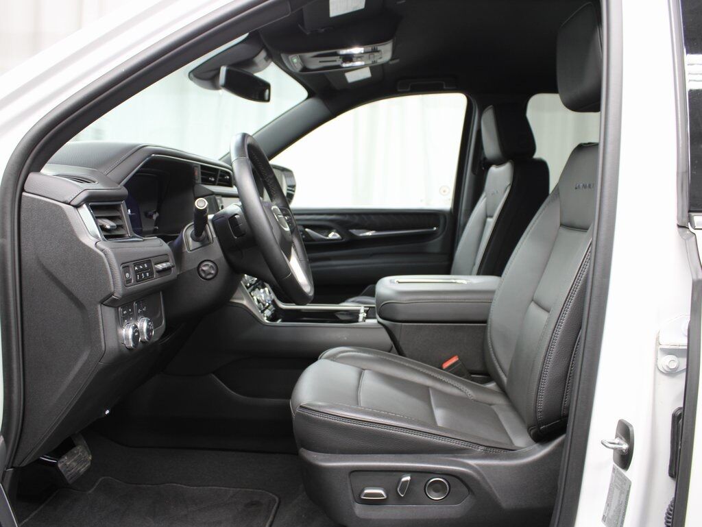 2024 GMC Yukon XL Denali 4WD Fond du Lac WI