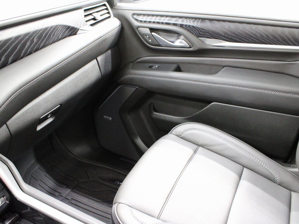 2024 GMC Yukon XL Denali 4WD Fond du Lac WI 2024 GMC Yukon XL Denali 4WD Fond du Lac WI