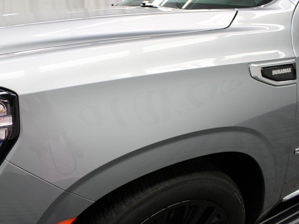 2024 GMC Yukon XL Denali 4WD Fond du Lac WI 2024 GMC Yukon XL Denali 4WD Fond du Lac WI