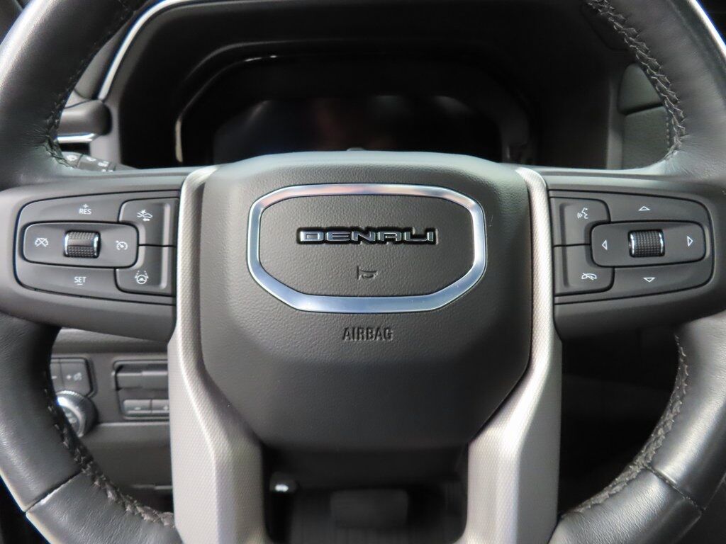 2024 GMC Yukon XL Denali 4WD Fond du Lac WI 2024 GMC Yukon XL Denali 4WD Fond du Lac WI