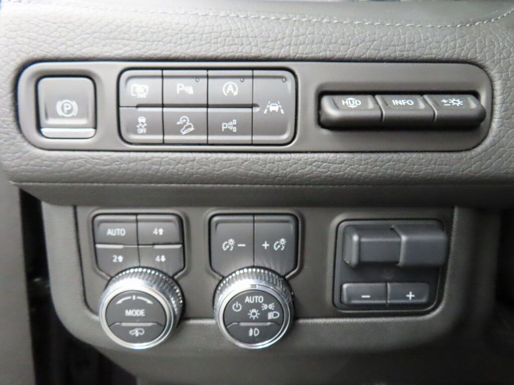 2024 GMC Yukon XL Denali 4WD Fond du Lac WI 2024 GMC Yukon XL Denali 4WD Fond du Lac WI