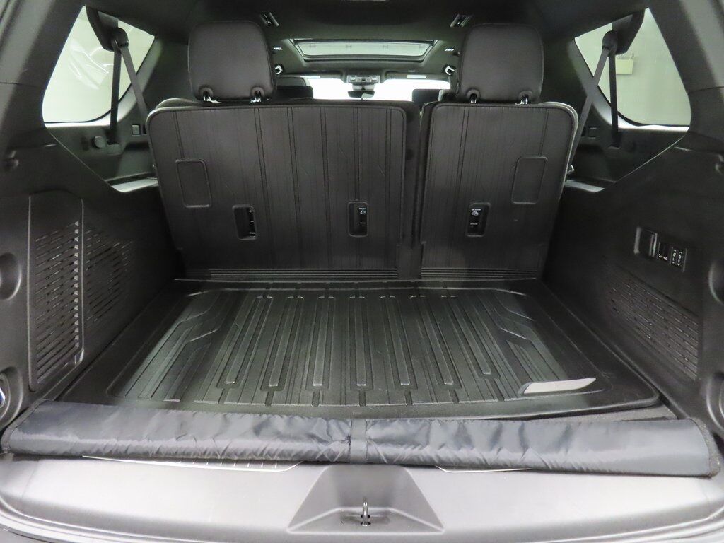 2024 GMC Yukon XL Denali 4WD Fond du Lac WI 2024 GMC Yukon XL Denali 4WD Fond du Lac WI