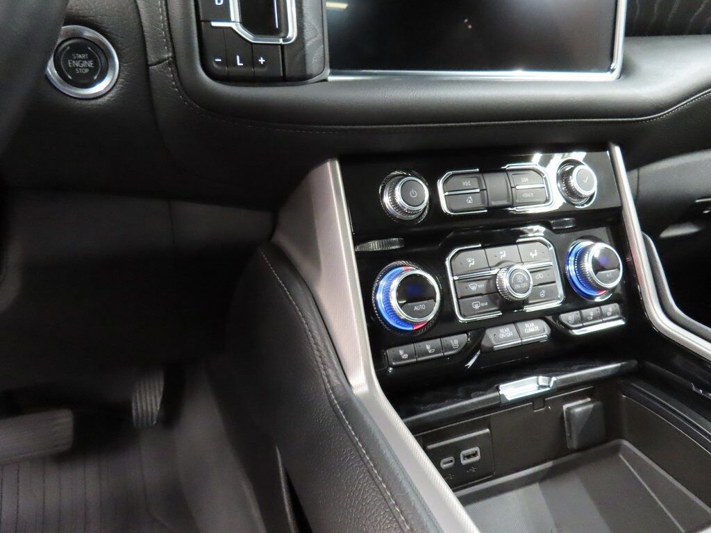 2024 GMC Yukon XL Denali 4WD Fond du Lac WI 2024 GMC Yukon XL Denali 4WD Fond du Lac WI