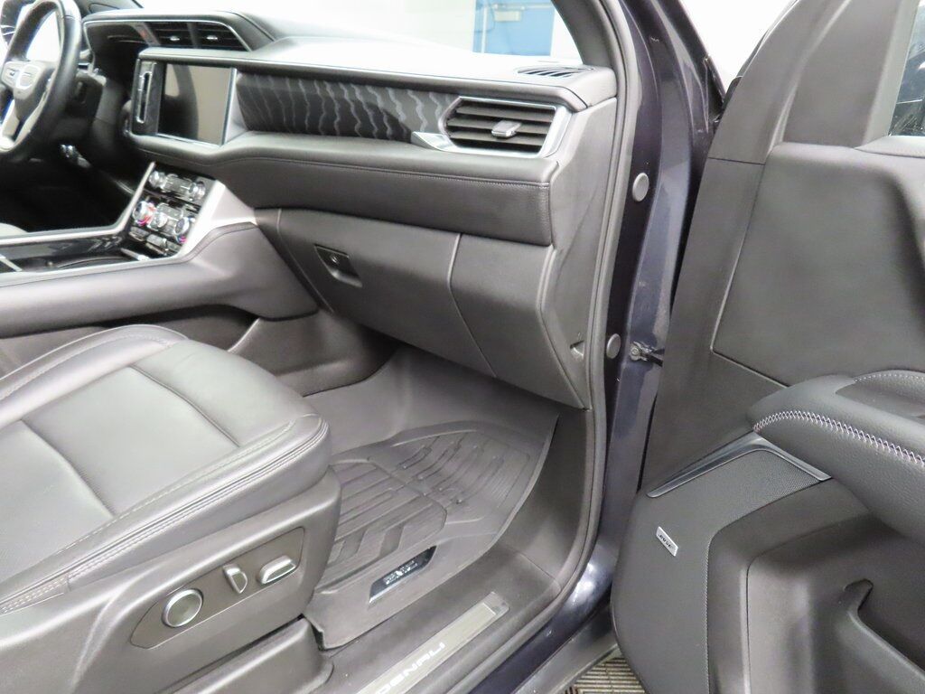 2024 GMC Yukon XL Denali 4WD Fond du Lac WI 2024 GMC Yukon XL Denali 4WD Fond du Lac WI