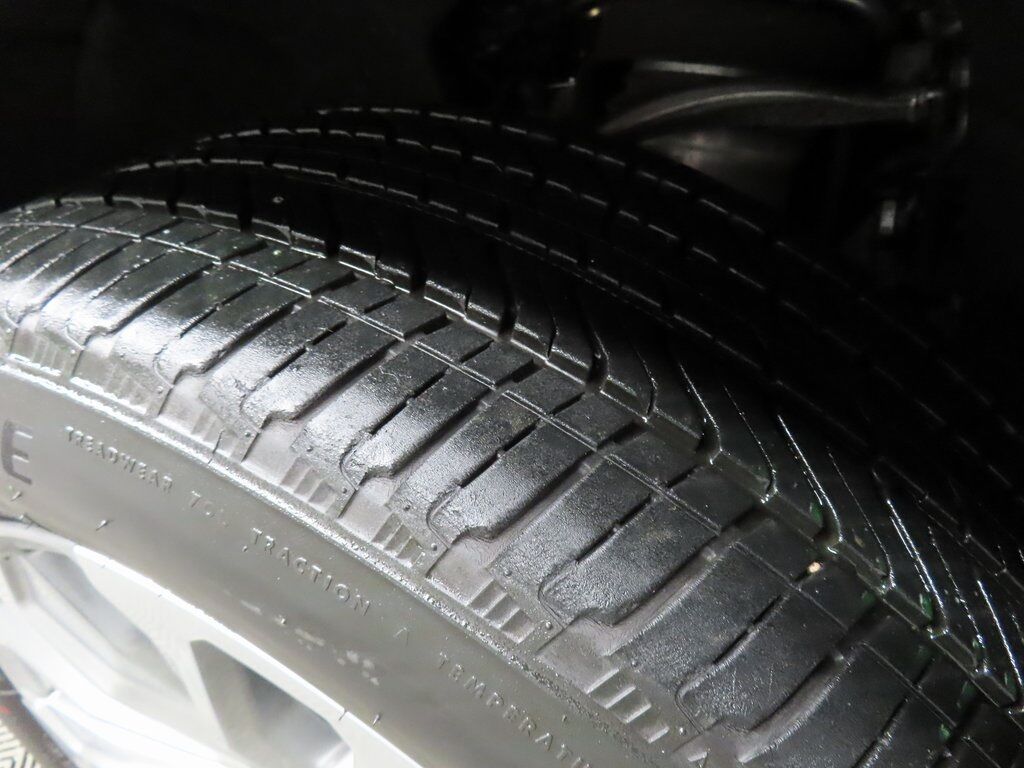 2024 GMC Yukon XL Denali 4WD Fond du Lac WI 2024 GMC Yukon XL Denali 4WD Fond du Lac WI