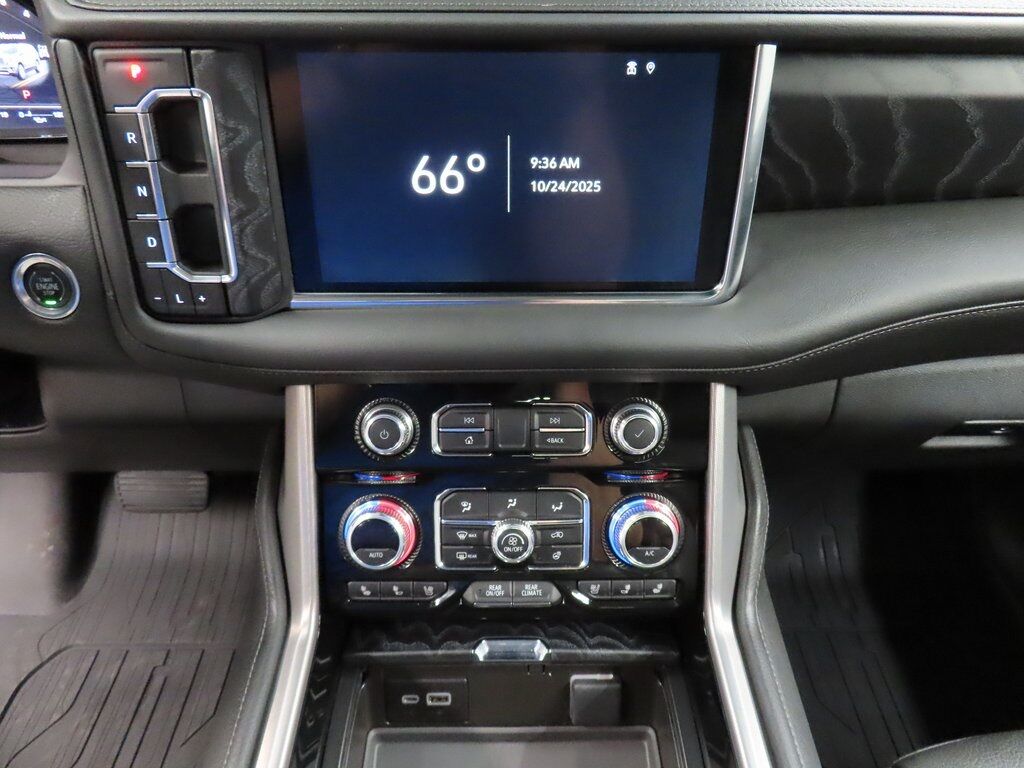 2024 GMC Yukon XL Denali 4WD Fond du Lac WI 2024 GMC Yukon XL Denali 4WD Fond du Lac WI