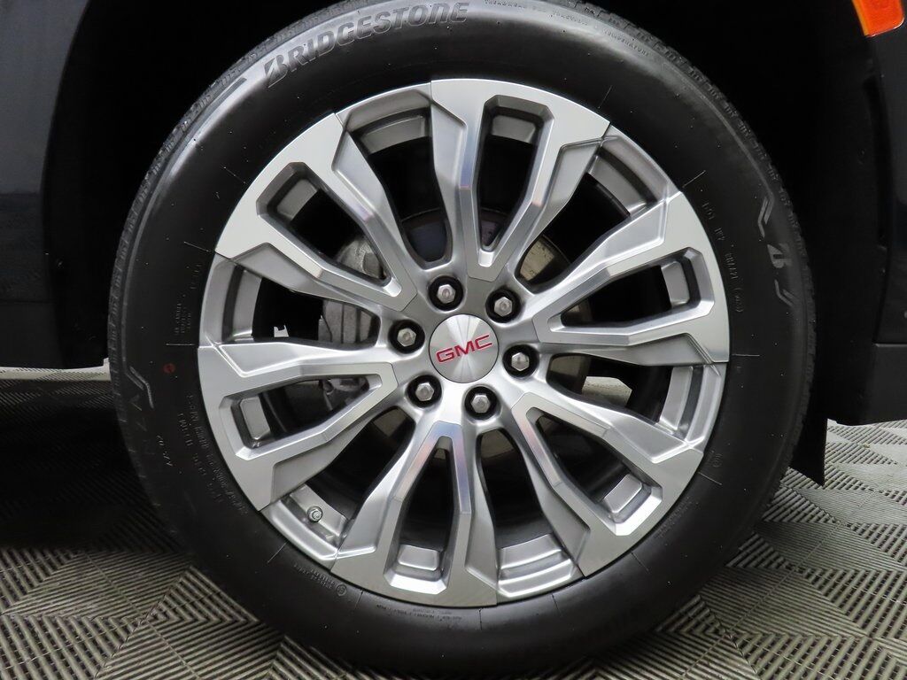 2024 GMC Yukon XL Denali 4WD Fond du Lac WI 2024 GMC Yukon XL Denali 4WD Fond du Lac WI