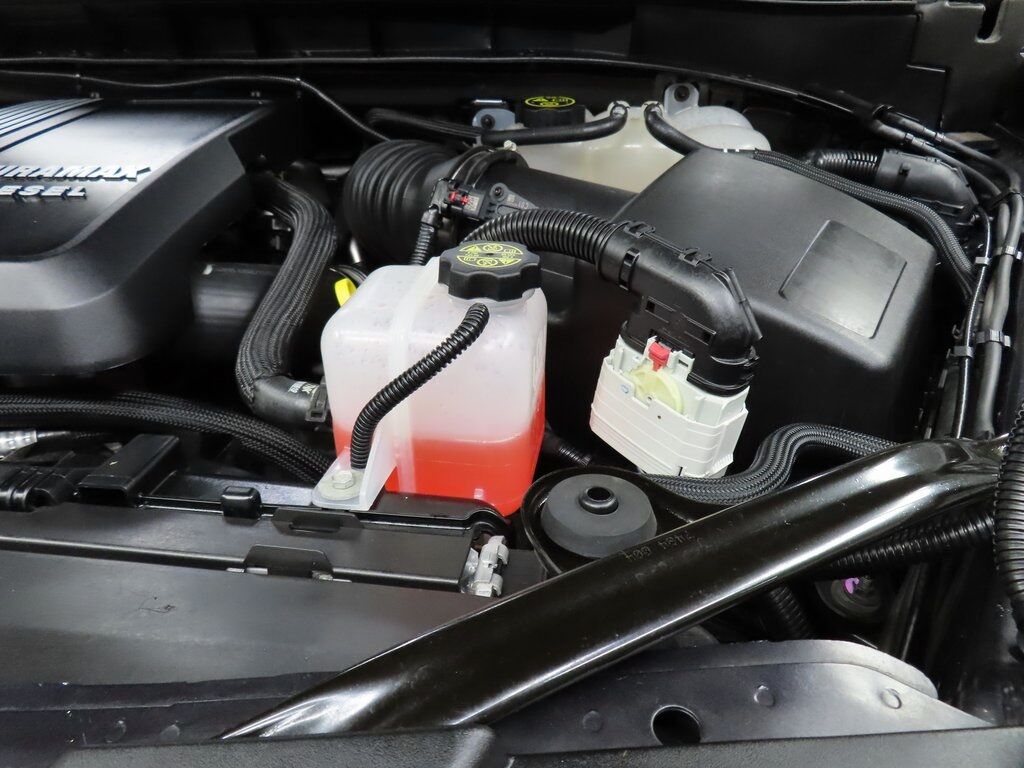 2024 GMC Yukon XL Denali 4WD Fond du Lac WI 2024 GMC Yukon XL Denali 4WD Fond du Lac WI