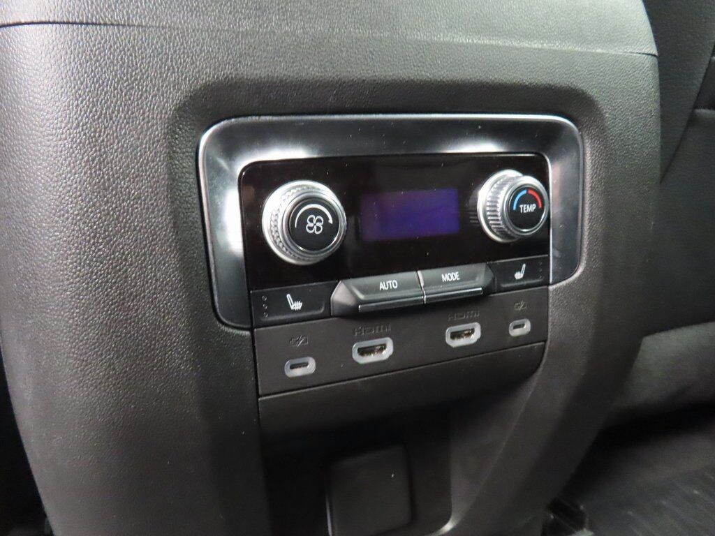 2024 GMC Yukon XL Denali 4WD Fond du Lac WI 2024 GMC Yukon XL Denali 4WD Fond du Lac WI