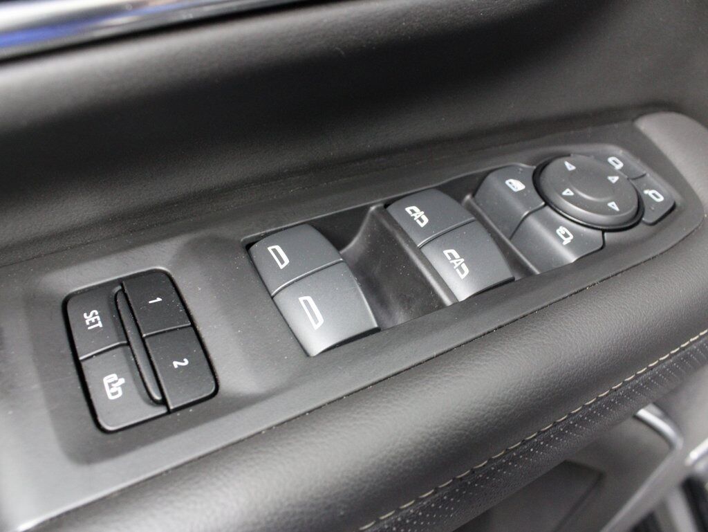 2024 GMC Yukon XL SLT 4WD Fond du Lac WI