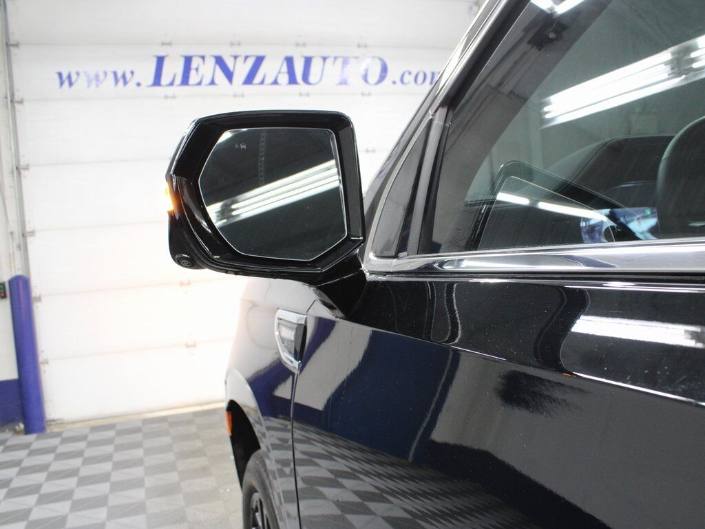 2024 GMC Yukon XL SLT 4WD Fond du Lac WI