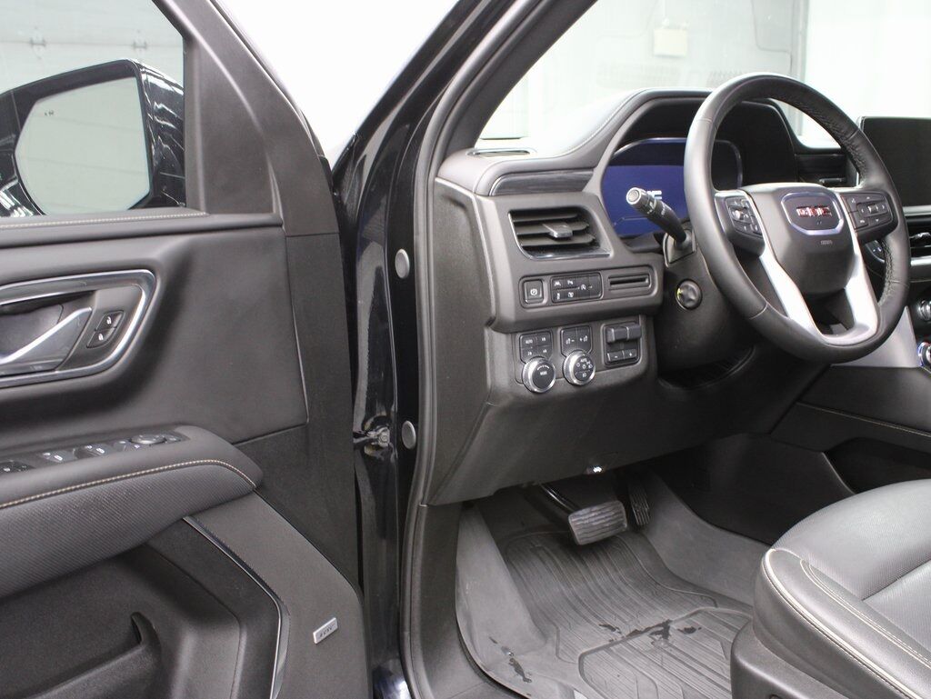 2024 GMC Yukon XL SLT 4WD Fond du Lac WI