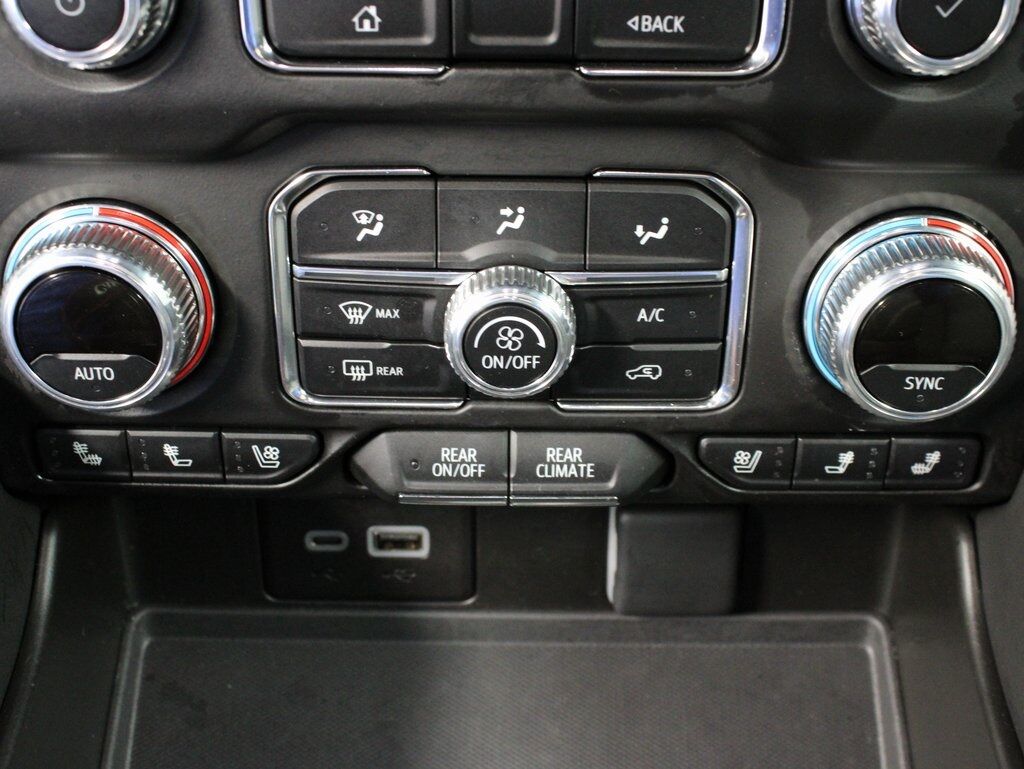 2024 GMC Yukon XL SLT 4WD Fond du Lac WI