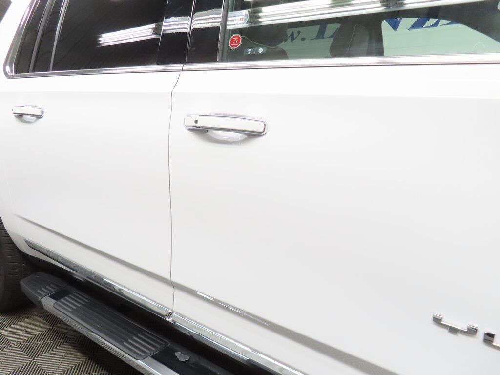 2024 GMC Yukon XL SLT 4WD Fond du Lac WI 2024 GMC Yukon XL SLT 4WD Fond du Lac WI