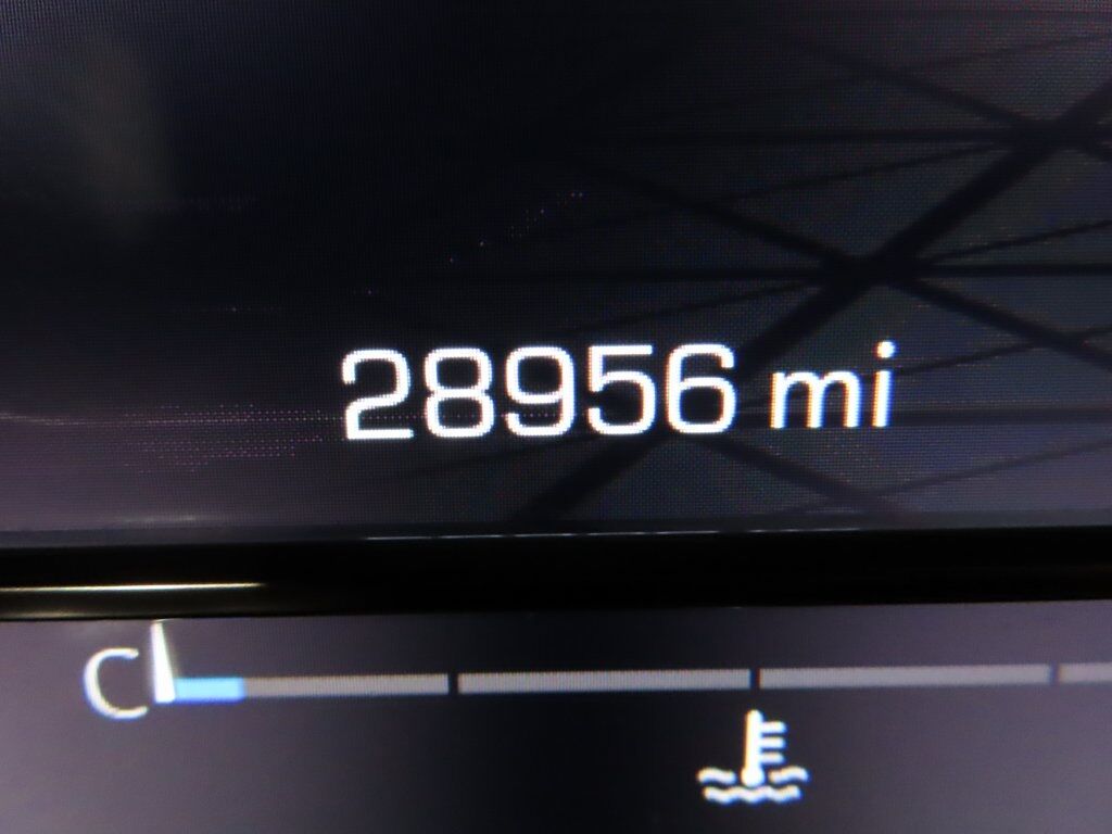 2024 GMC Yukon XL SLT 4WD Fond du Lac WI 2024 GMC Yukon XL SLT 4WD Fond du Lac WI