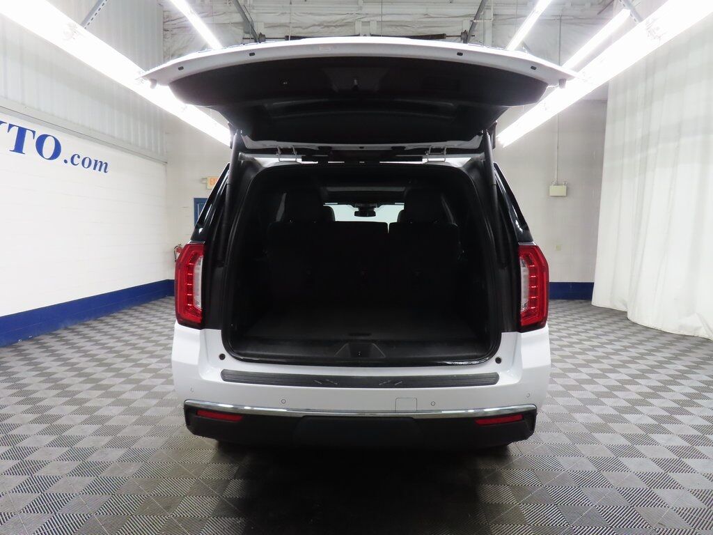 2024 GMC Yukon XL SLT 4WD Fond du Lac WI 2024 GMC Yukon XL SLT 4WD Fond du Lac WI