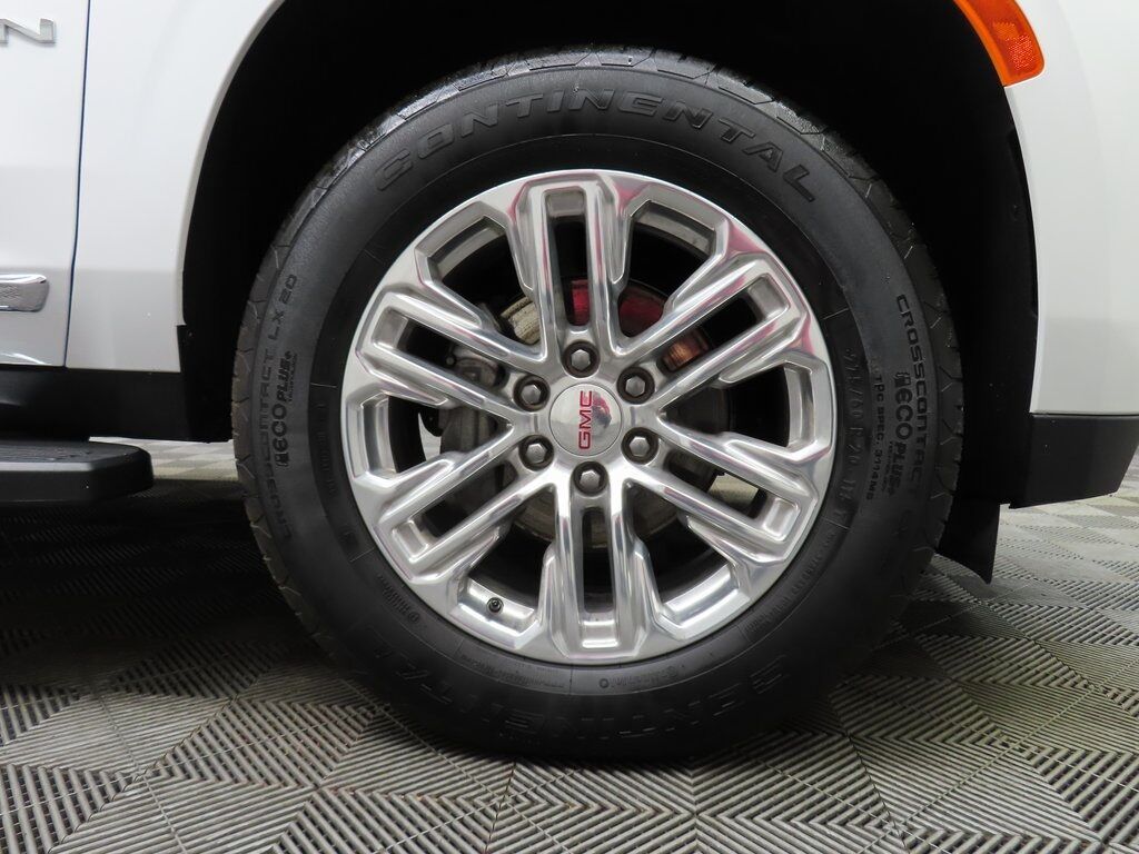 2024 GMC Yukon XL SLT 4WD Fond du Lac WI 2024 GMC Yukon XL SLT 4WD Fond du Lac WI