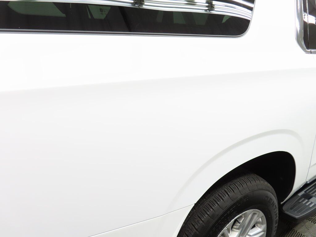 2024 GMC Yukon XL SLT 4WD Fond du Lac WI 2024 GMC Yukon XL SLT 4WD Fond du Lac WI