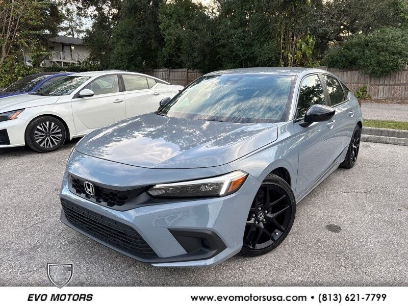 2024 Honda Civic Hatchback Sport's photo