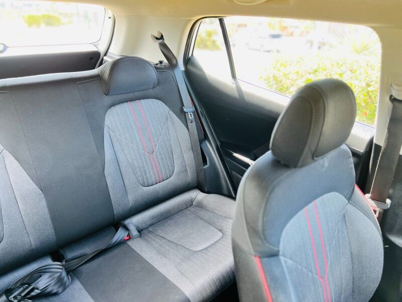 2024 Hyundai Creta GL (1.5L Petrol) Vaitele 2024 Hyundai Creta GL (1.5L Petrol) Vaitele