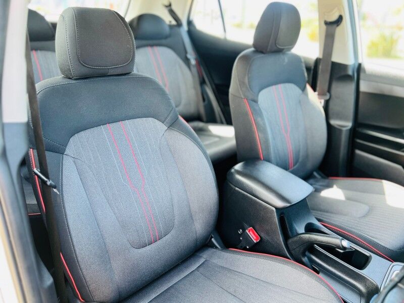 2024 Hyundai Creta GL (1.5L Petrol) Vaitele 2024 Hyundai Creta GL (1.5L Petrol) Vaitele