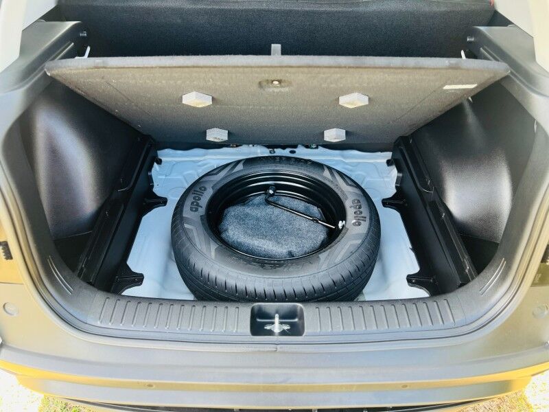 2024 Hyundai Creta GL (1.5L Petrol) Vaitele 2024 Hyundai Creta GL (1.5L Petrol) Vaitele