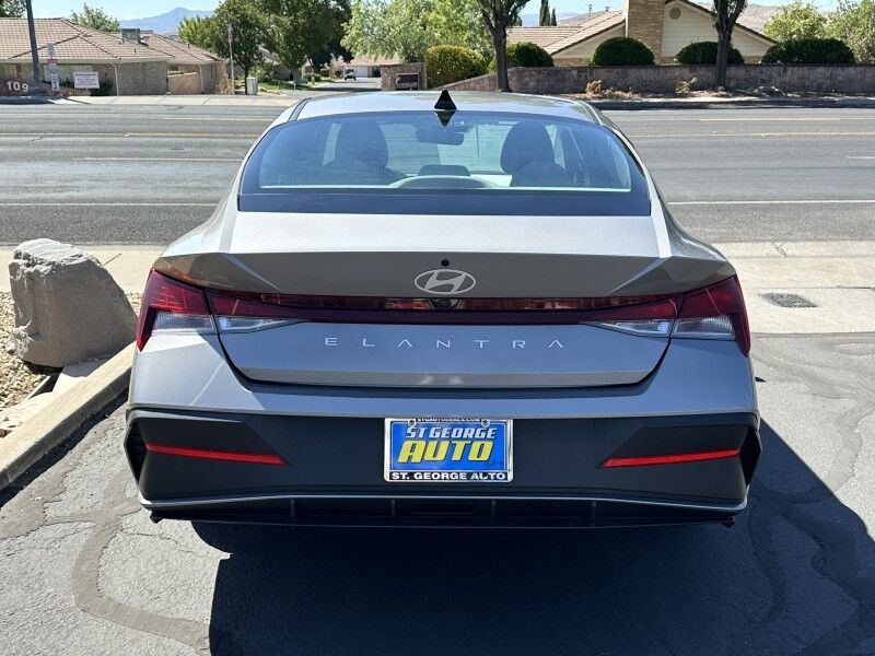 2024 Hyundai Elantra SEL St George UT 2024 Hyundai Elantra SEL St George UT