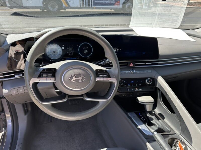 2024 Hyundai Elantra SEL St George UT 2024 Hyundai Elantra SEL St George UT