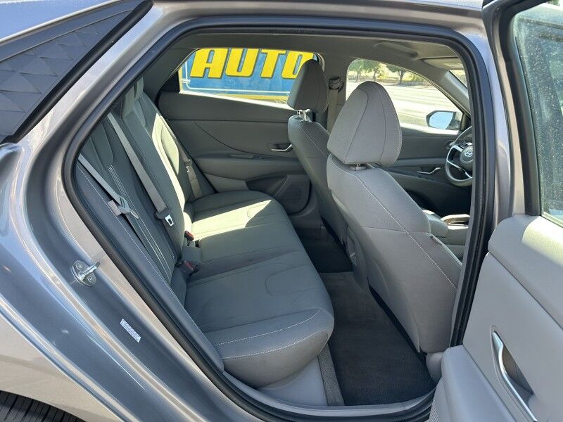 2024 Hyundai Elantra SEL St George UT 2024 Hyundai Elantra SEL St George UT