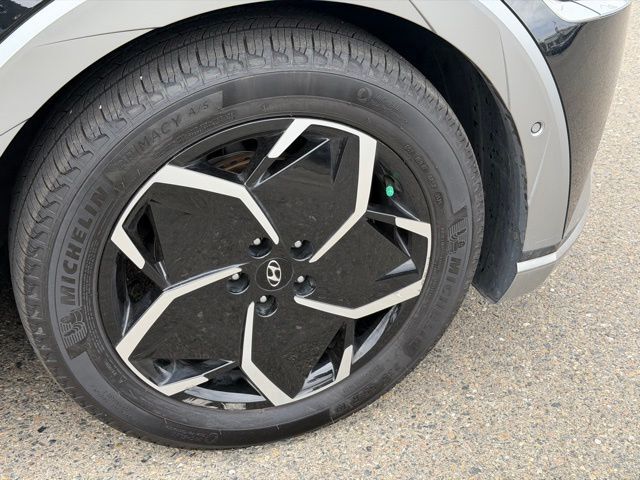 2024 Hyundai IONIQ 5 Limited 2024 Hyundai IONIQ 5 Limited