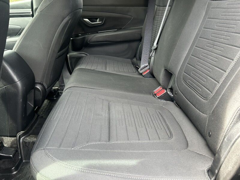 2024 Hyundai Santa Cruz SE - 1-OWNER - REGULAR OIL CHANGES Webster MA 2024 Hyundai Santa Cruz SE - 1-OWNER - REGULAR OIL CHANGES Webster MA