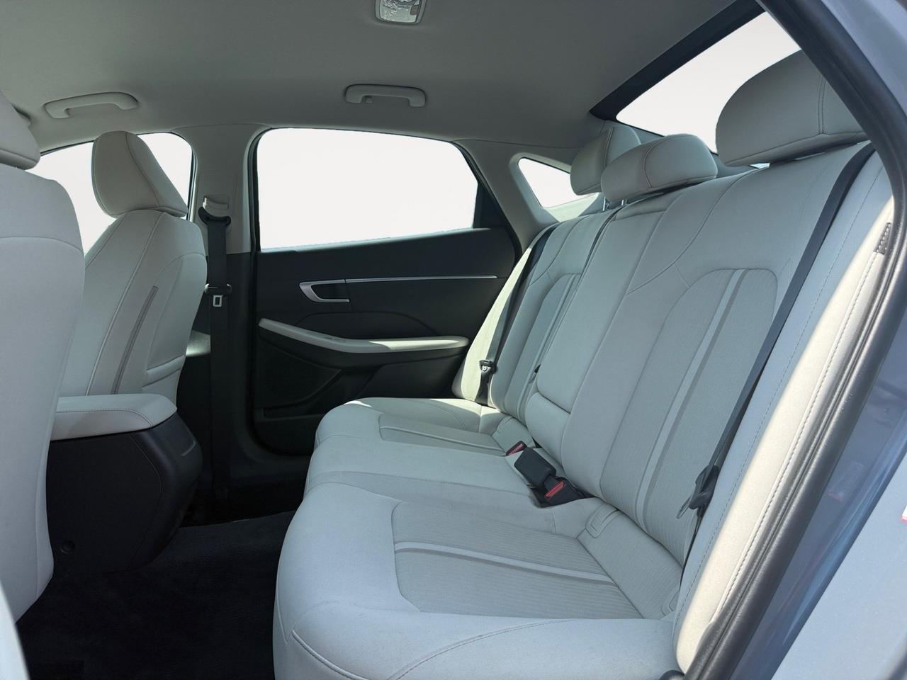 2024 Hyundai Sonata SEL, APPLE CARPLAY/ANDROID AUTO, BACKUP CAMERA, POWER MIRRORS, HEATED SEATS, HEATED MIRRORS, BLIND SPOT ALERT, PUSH BUTTON START, CLEAN CARFAX, ONLY 1 OWNER, THIS IS AN AMAZING BUY! Norfolk VA 2024 Hyundai Sonata SEL, APPLE CARPLAY/ANDROID AUTO, BACKUP CAMERA, POWER MIRRORS, HEATED SEATS, HEATED MIRRORS, BLIND SPOT ALERT, PUSH BUTTON START, CLEAN CARFAX, ONLY 1 OWNER, THIS IS AN AMAZING BUY! Norfolk VA