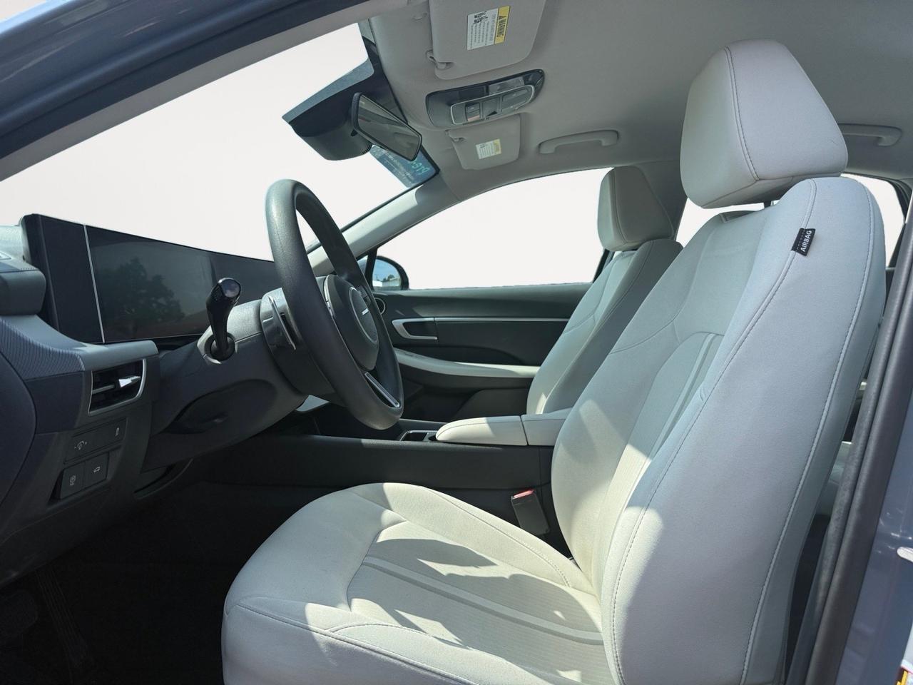 2024 Hyundai Sonata SEL, APPLE CARPLAY/ANDROID AUTO, BACKUP CAMERA, POWER MIRRORS, HEATED SEATS, HEATED MIRRORS, BLIND SPOT ALERT, PUSH BUTTON START, CLEAN CARFAX, ONLY 1 OWNER, THIS IS AN AMAZING BUY! Norfolk VA 2024 Hyundai Sonata SEL, APPLE CARPLAY/ANDROID AUTO, BACKUP CAMERA, POWER MIRRORS, HEATED SEATS, HEATED MIRRORS, BLIND SPOT ALERT, PUSH BUTTON START, CLEAN CARFAX, ONLY 1 OWNER, THIS IS AN AMAZING BUY! Norfolk VA