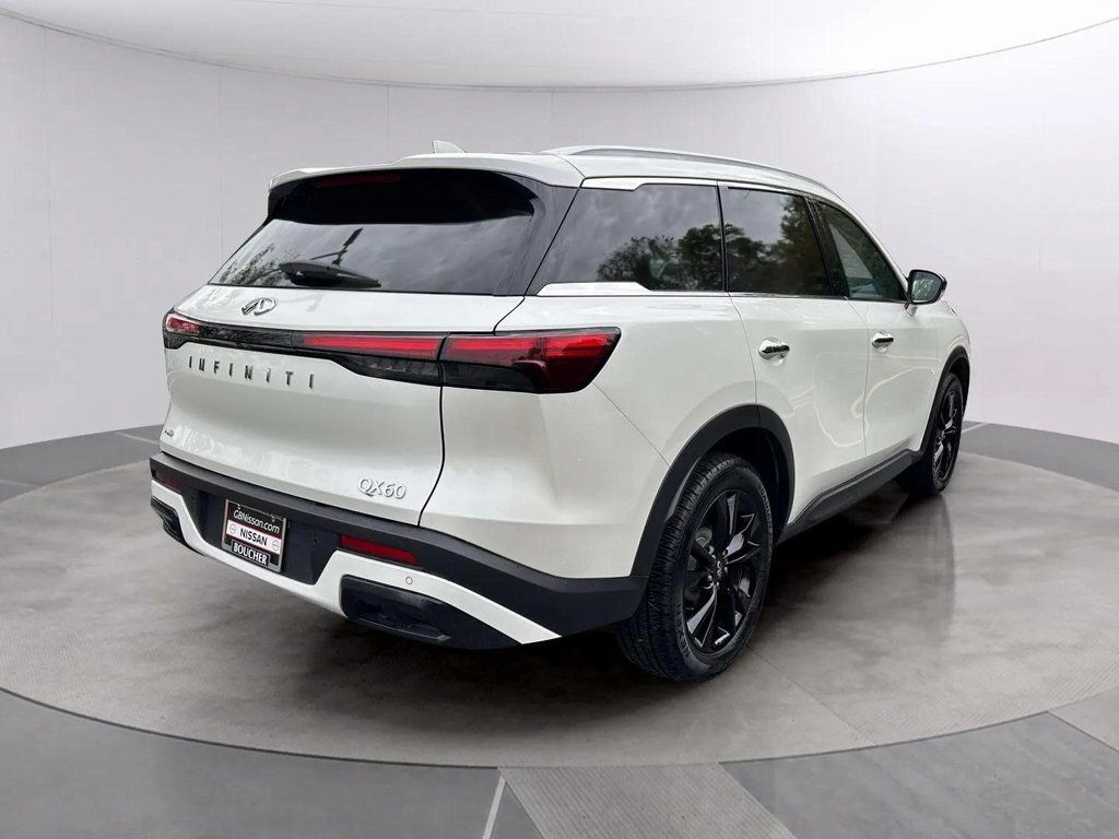 2024 INFINITI QX60 LUXE