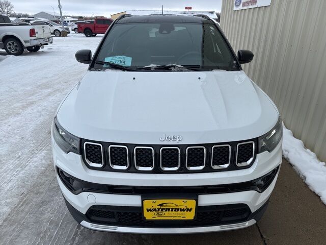 2024 Jeep Compass Limited Watertown SD 2024 Jeep Compass Limited Watertown SD