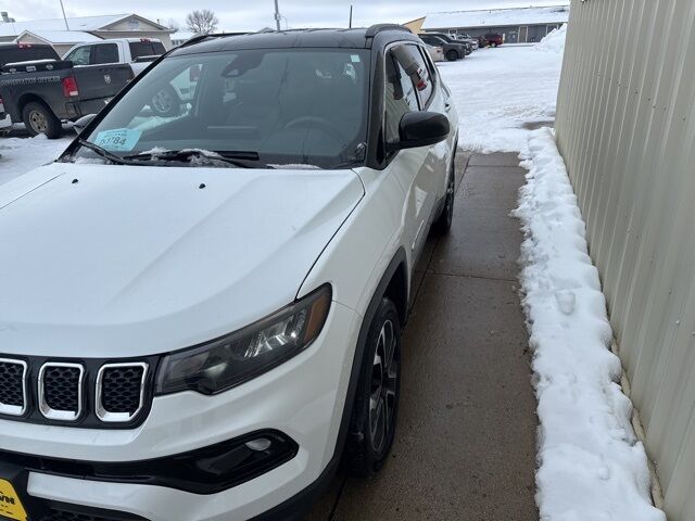 2024 Jeep Compass Limited Watertown SD 2024 Jeep Compass Limited Watertown SD