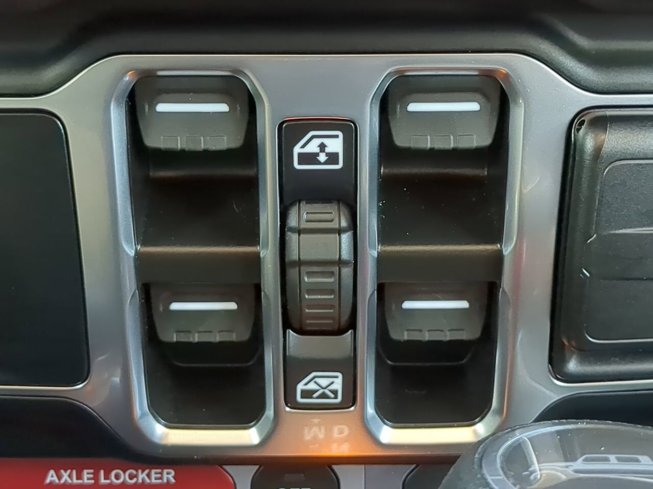 2024 Jeep Gladiator Mojave Appleton WI